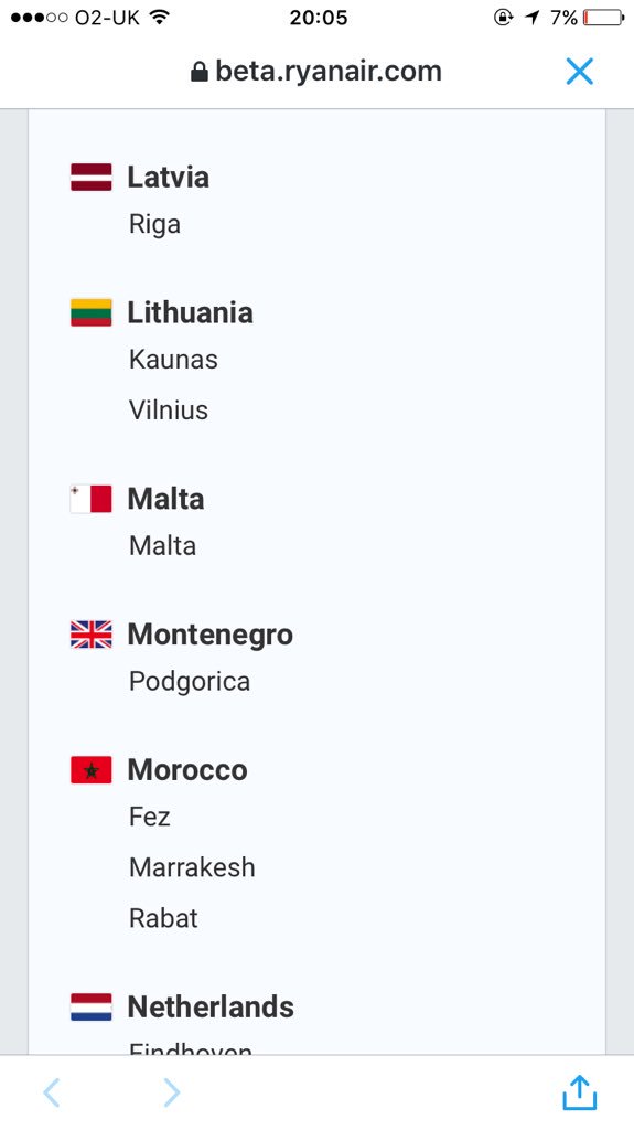 hannahm_1988's tweet image. Think you've got the Montenegro flag a little wrong @Ryanair #oops #flagproblems #wrongflag
