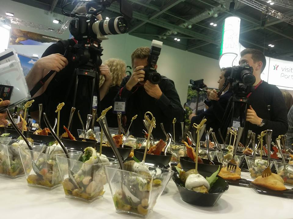 aldemar_resorts's tweet photo. Greece on a dish! Our top chefs fascinated the audience on the 2015 @WTM_London
#mediterranean #food #cuisine #WMT15 https://t.co/1qB16RkGfH