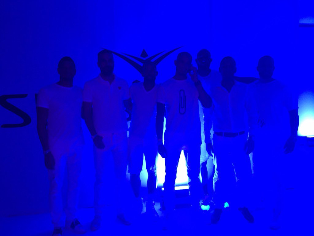 allg8ds's tweet photo. #SQUAD #SensationDubai https://t.co/xPdzzogrHz
