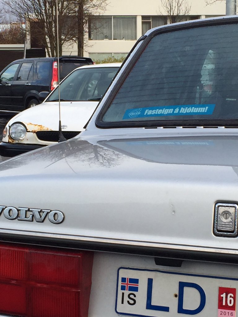 Volvo, fasteign á hjólum.