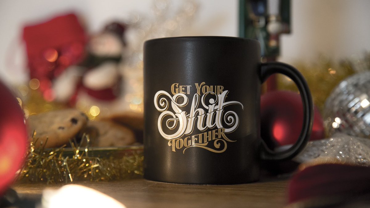 GYSTclub's tweet photo. Christmas is coming. Give the gift that tells people to get their #shit together #gystclub https://t.co/xLKhUiq7zA https://t.co/Ox8Rv3iRJE