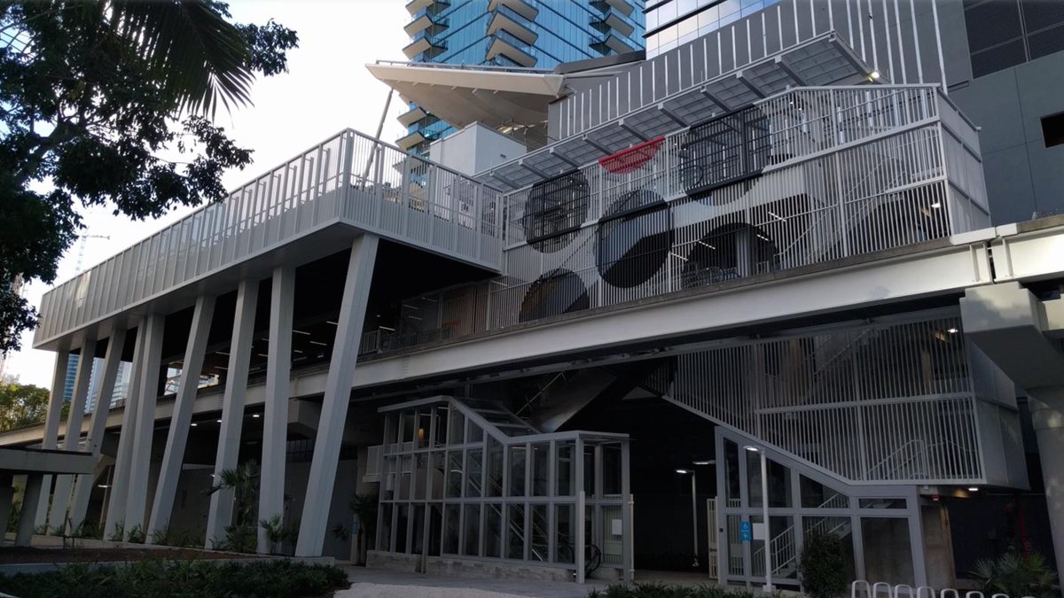 VIPSystemsUS's tweet photo. @TheNextMiami: "Swire Properties Reopens Eighth Street Metromover Station" https://t.co/MekEc1yVpj #Brickell #Miami https://t.co/dOWanSUyq0
