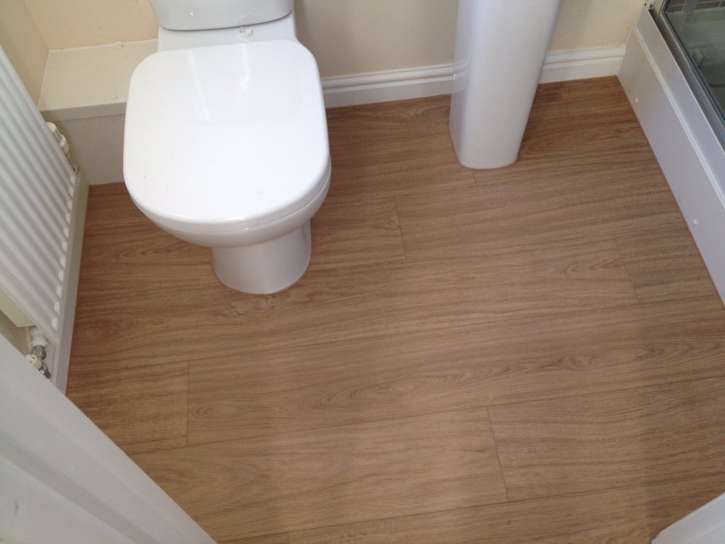 ourowndesigns's tweet photo. Ensuite in #Livyn @QuickStepFloors laid by @installersteve2 #LoveMyQuickStep https://t.co/LUaB0kv2TV