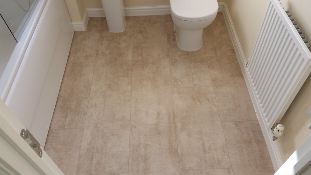 ourowndesigns's tweet photo. Bathroom in #Livyn @QuickStepFloors by @Installerbyron #ambientclick #LoveMyQuickStep https://t.co/OnJdaU1fyG