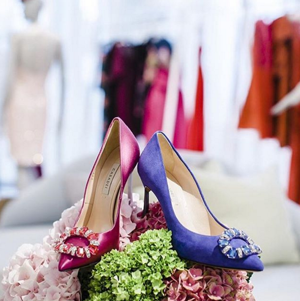 CTVYMVancouver's tweet photo. CONTEST: RT &amp; follow to win your dream pair of shoes (up to $500!) from @hudsonsbay! #StepIntoStyle @ManaMansour https://t.co/atzF88F6YK