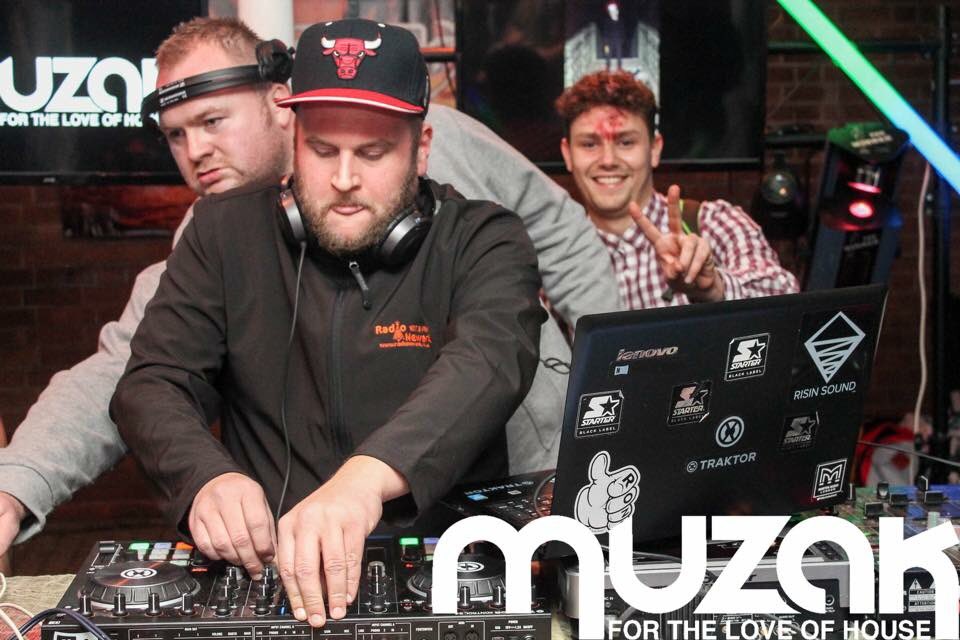 LLevelsuk's tweet image. Great night at @muzakofficial Halloween party on Saturday #halloween2015 #lowerlevels #dj #housemusic