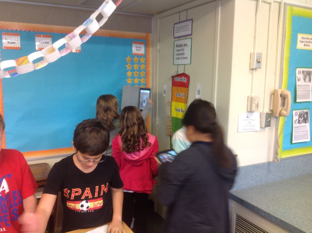 AcaciaLaFont's tweet image. Students are reviewing multiplicative comparisons through a QR code scavenger hunt. #FSDMath