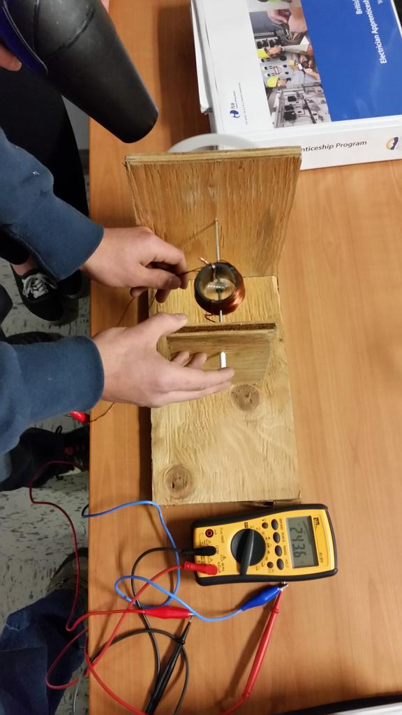 danielpsmythe's tweet photo. CTC Electrical students built an AC generator using their newly acquired  knowledge of magnetism @UFVTrades @goUFV https://t.co/Dn4VTUar2F
