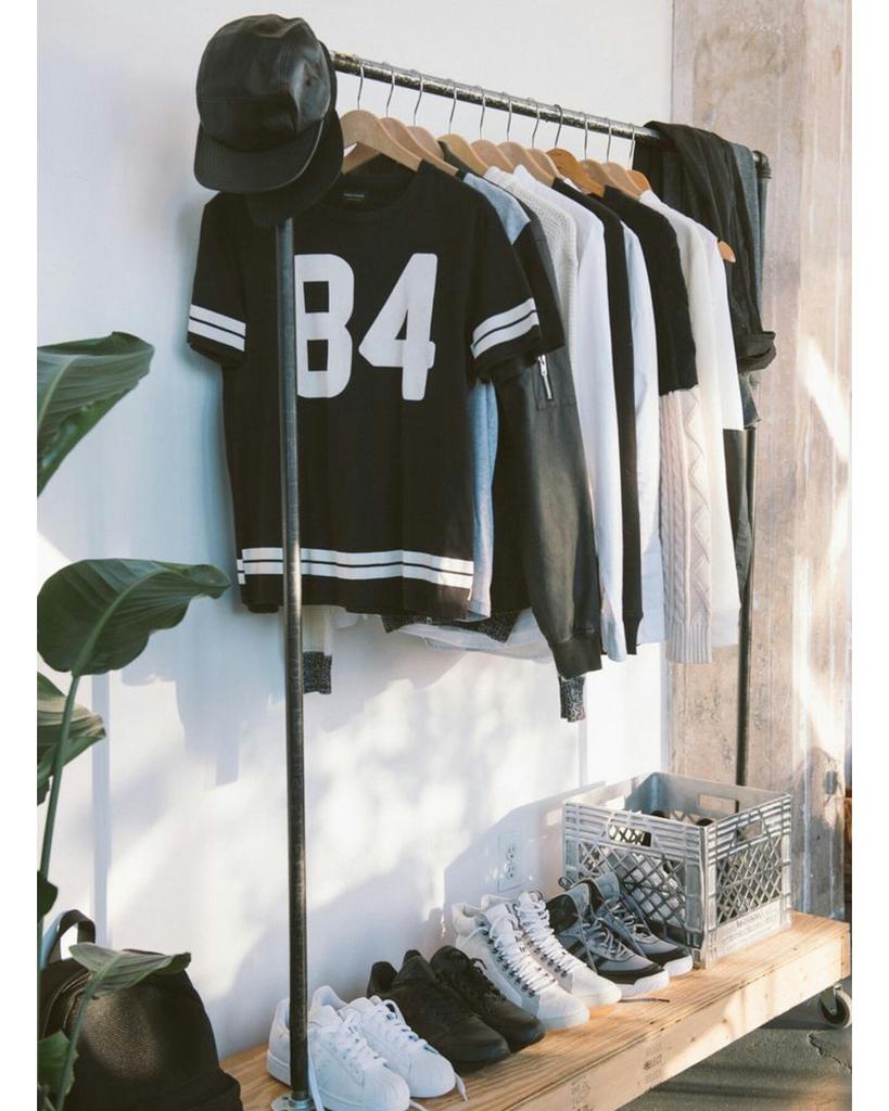 Mens fashion

Instagram: cyllafashionmen_