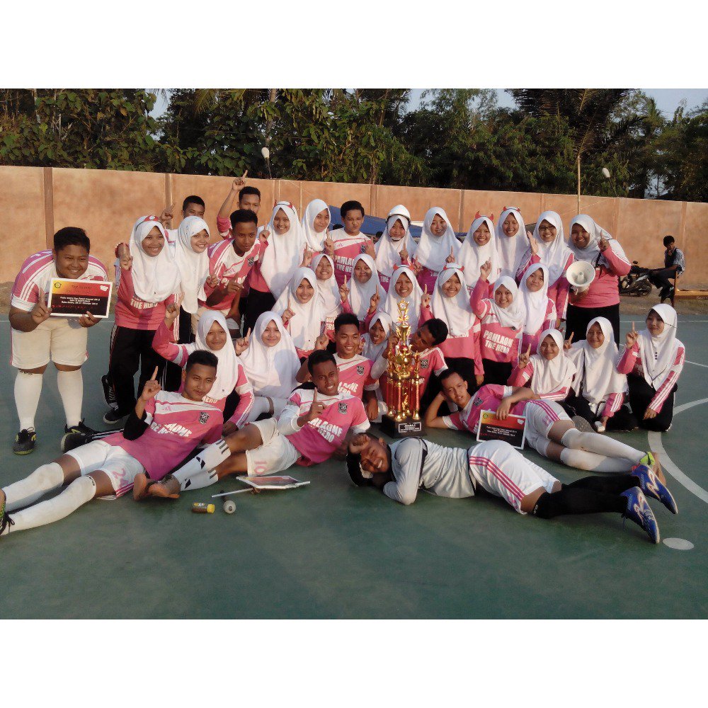 Selamat pagi kak, mangats ya intens pertama:D <a href="/PahlaOneSMABA/">XII IPA 1 SMABA</a>