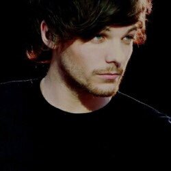 Hi my loves, my names jack. I'm the new bad boy round here, I'm looking for a princess to call mine. Retweet yeah.