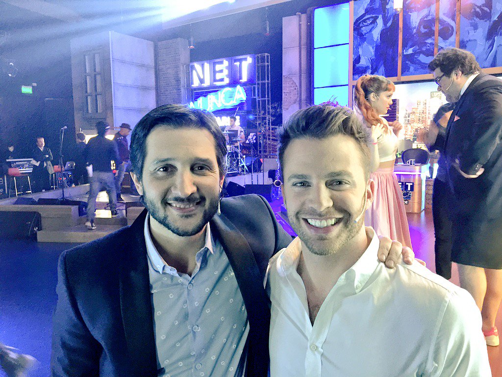 germanpaoloski's tweet photo. #Gracias @TheDustinLuke por venir a @NETxFOX @dariobarassi @ChatrucJose2 @IamNihill https://t.co/qv24rWZMHw
