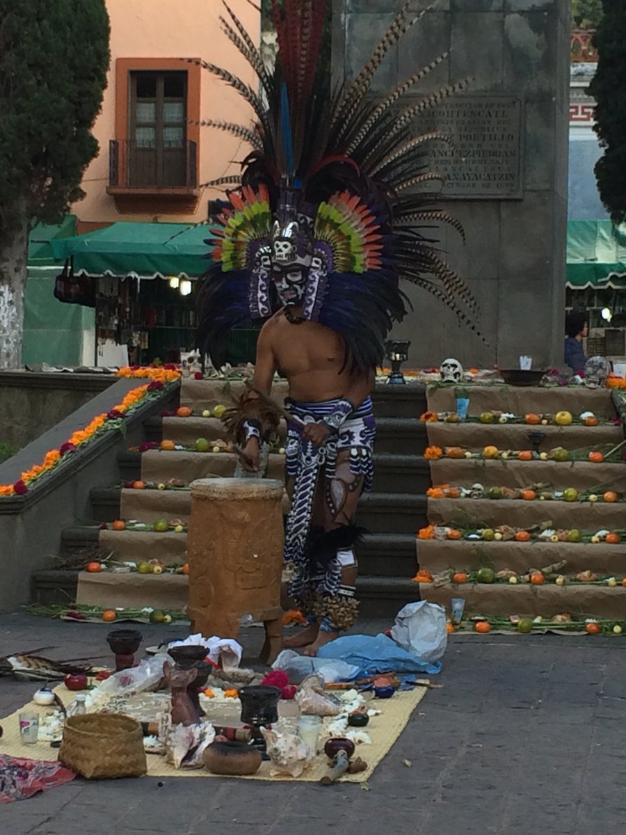 WelfordPrimary's tweet photo. Señora Stevens saw this man and friends dancing in Tlaxcala as part of Día de Muertos celebrations #Mexico #UKMex https://t.co/3AXK5a1TDg