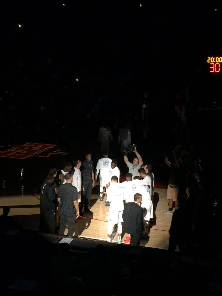 nworlie's tweet image. Tis the season... To BELIEVE! @GoAztecs #aztecsmbb