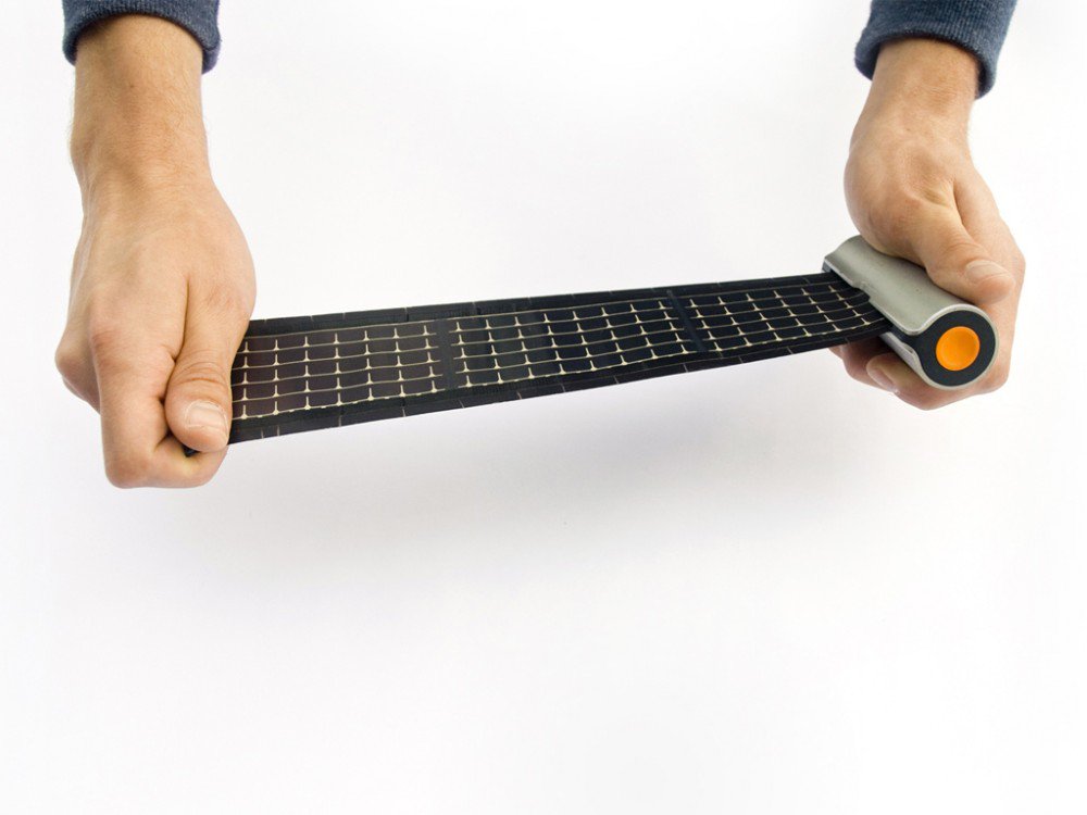 techadd1's tweet image. WAACS rollable solar charger provides green energy on-the-go. goo.gl/C96pw9?DZlVe