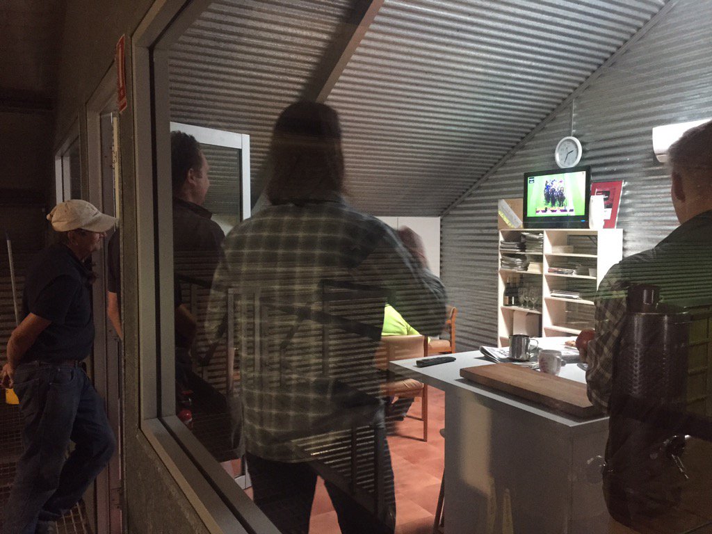 The race that stops the bottling line #MelbourneCup #Barossa