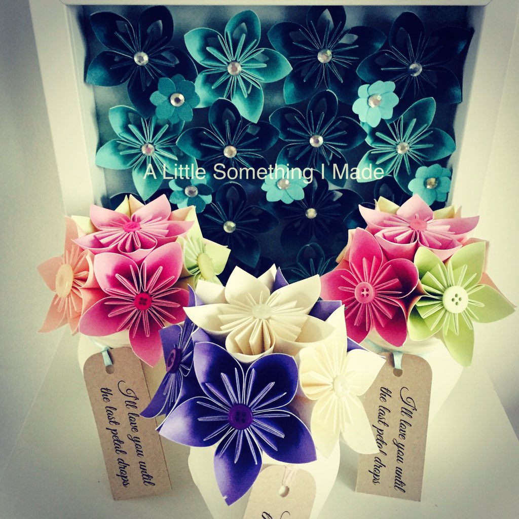 ALSIMflowers's tweet photo. My weekends work! #alittlesomethingimade #htlmp #craftbuzz #crafthour #supportsmallbusinesses https://t.co/9upHYXtQNT