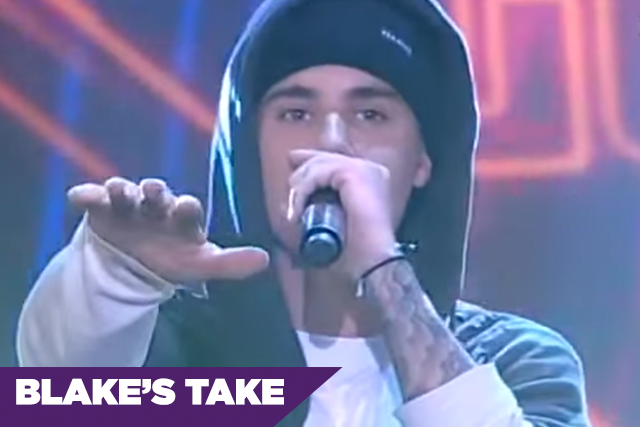 KiSS925's tweet photo. #BlakesTake: @justinbieber Stops Concert to Teach Audience How to Clap: https://t.co/btUHp9cjkJ #dobetterfans https://t.co/XvBrd5StAt