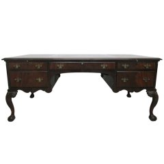 FurnitureFlavor's tweet photo. Large Queen Anne Style Executive #Antique Style Partners Desk #QueenAnne #PartnersDesk https://t.co/Fa1zoCw0uC https://t.co/OfWhqSM0V0