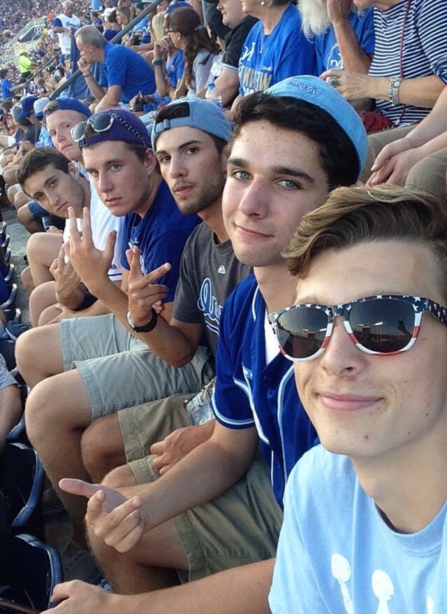 danstaud's tweet photo. Thank you 2015 royals for a year of countless memories that I'll be able to tell my grandkids about #TookTheCrown https://t.co/5n9jxeX5e7