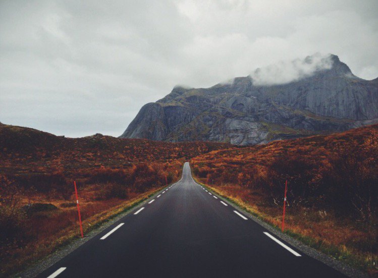 TraveIings's tweet photo. Norway 🇳🇴 https://t.co/tWXrTdTeNj