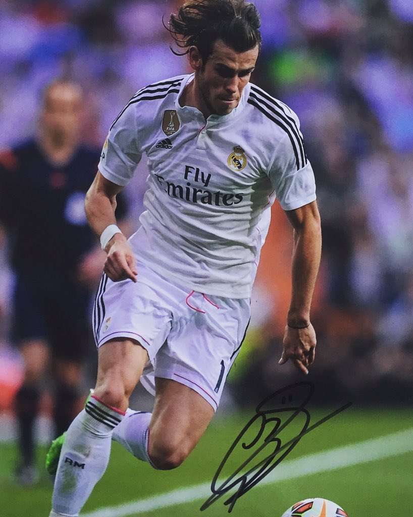 IconSignatures's tweet image. We have only three #Bale photos left due to early Christmas orders so order now to avoid disappointment! #GarethBale