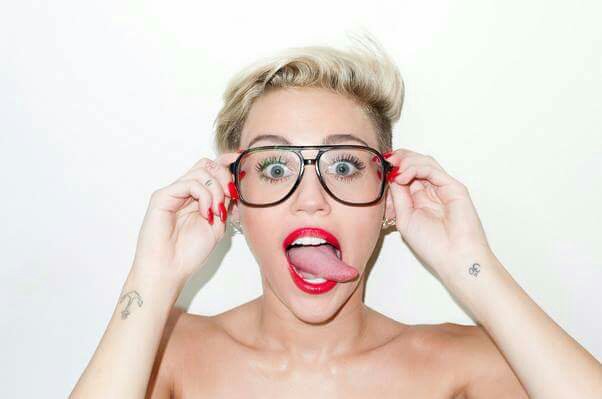 daniela celis tweet media