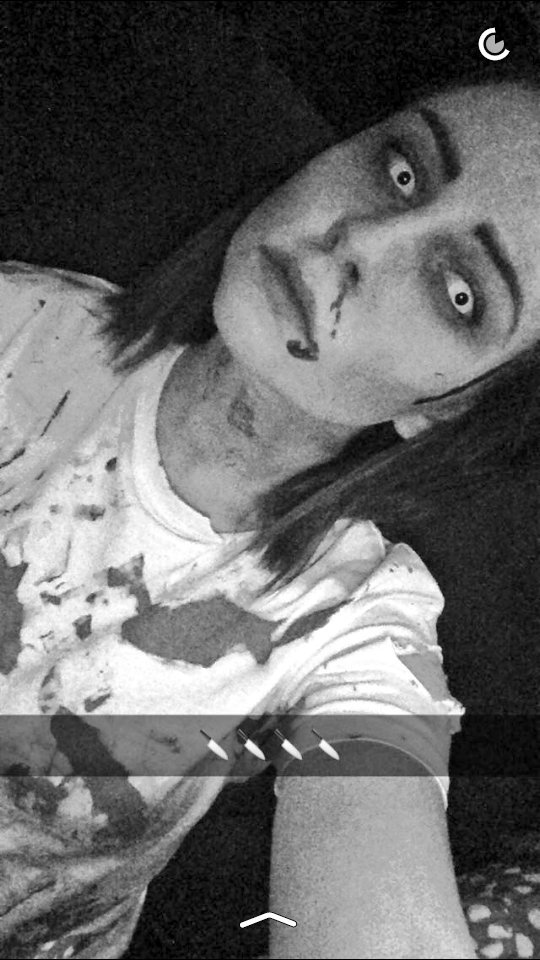 Sarah_KerrDuffy's tweet photo. Halloween 🎃 https://t.co/YWYVSkwpQC