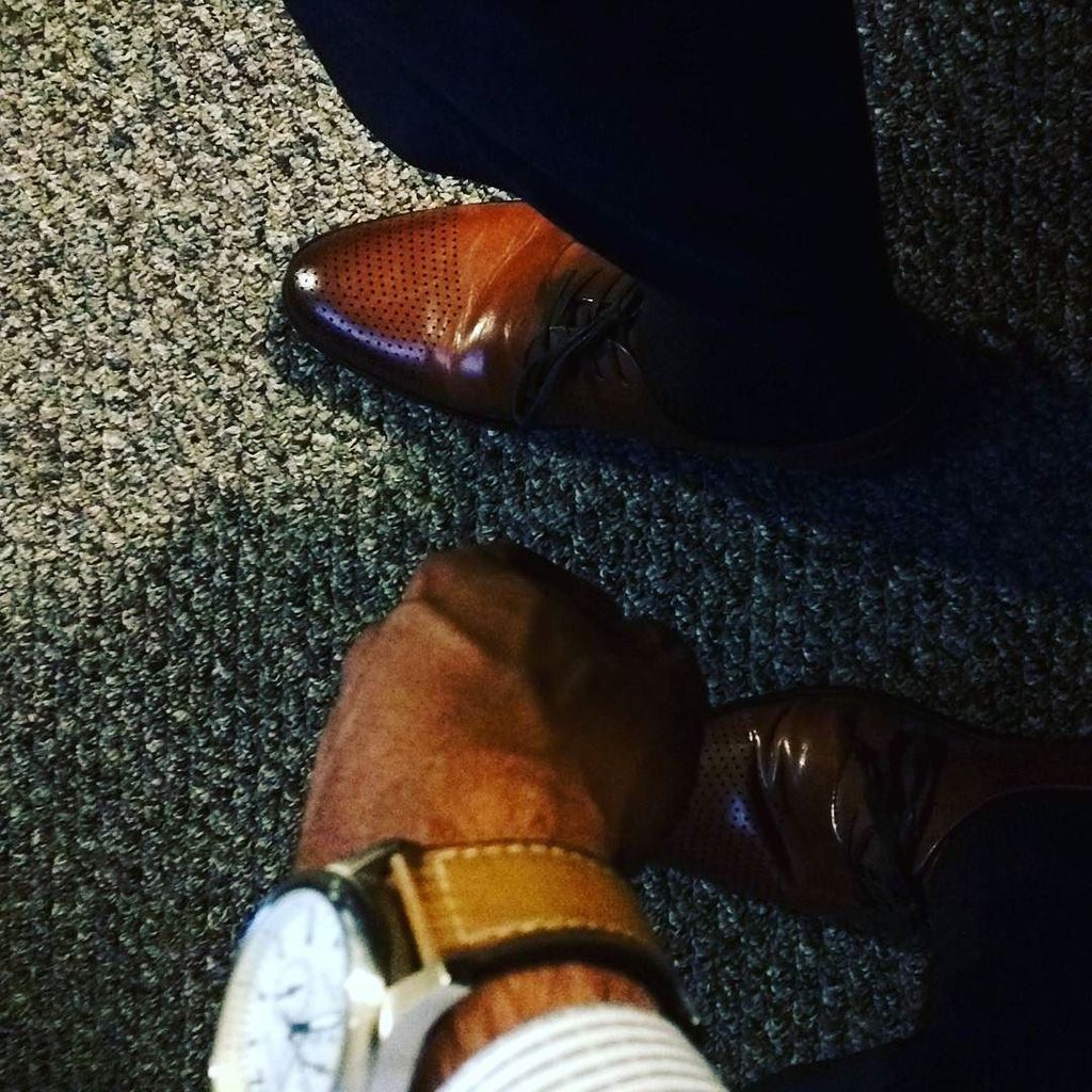WayneCook's tweet photo. Discovered a new #hashtag , " #justforthegram ". #utilizeit #shoes #tumblrpost #watch #lea… https://t.co/YxcEawcVch https://t.co/n7qxYoBnzY