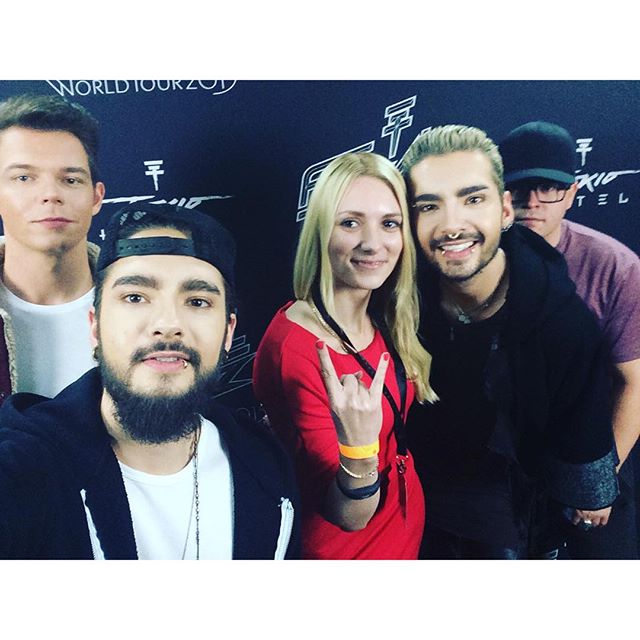 CS2GEwGWEAAnv_F.jpg:large (640×640)