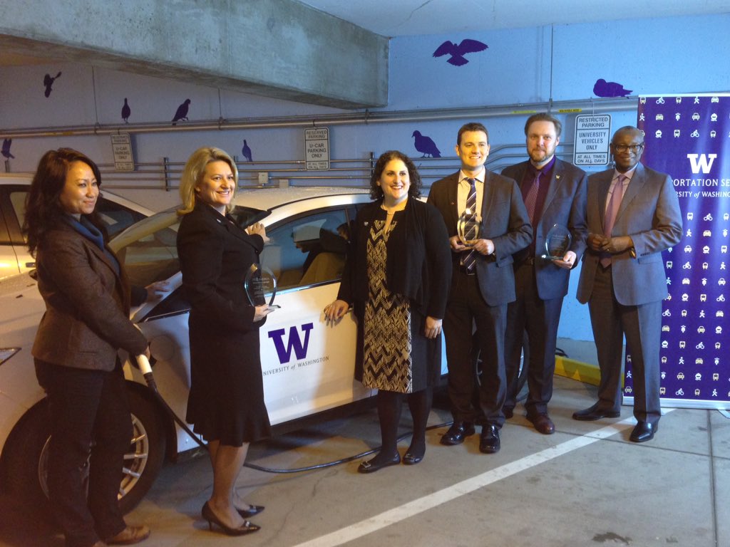 SSussman's tweet photo. Congrats to @wsdot @UW @GovInslee for winning a @ITS_America #smart #solutions #spotlight #award #THISisITS https://t.co/RBbNhRo8RQ