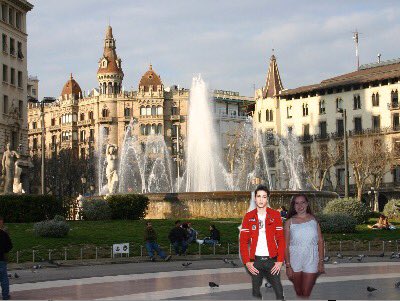 raquel_kasper's tweet photo. Mi novio Francisco y yo visitamos mi amigo Mónica Naranjo. #superguay #amigos https://t.co/fom5b7cWnE