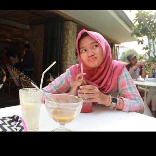 yogiySaputraa's tweet photo. Happy day's periii @itanovitasari              #itaDay https://t.co/sgrRDS5jHy
