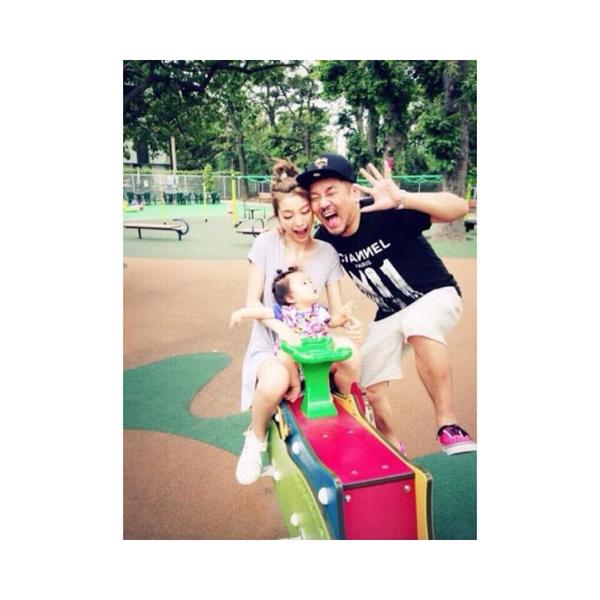 onnanoco6's tweet photo. こんな夫婦になりたい♡
いつまでたっても仲良しな夫婦でいたい。 https://t.co/V8VUvX4XT3