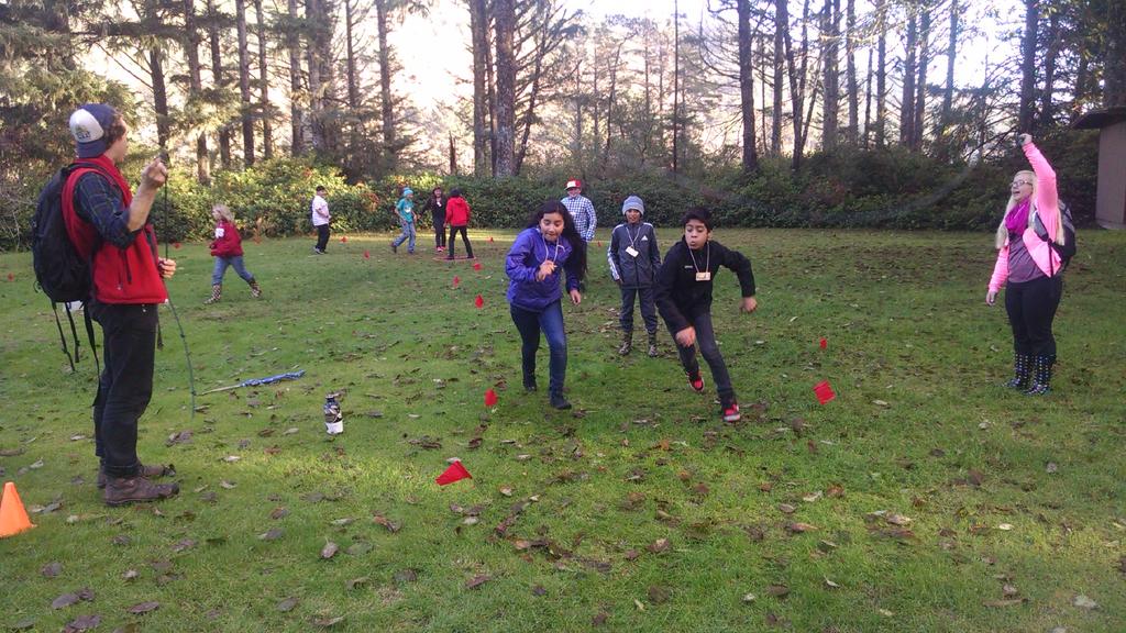 MooTreecher's tweet photo. Learning about salmon life cycles at #OutdoorScienceSchool #SixthGrade #ProudToBeHSD https://t.co/fL1MP1ta87
