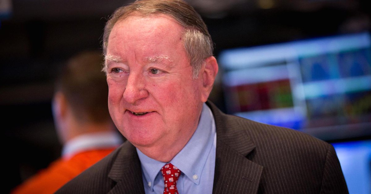 CNBC's tweet image. Cashin: Investors should ready for some coal under their Christmas trees this year »  cnb.cx/1Ph5RuR