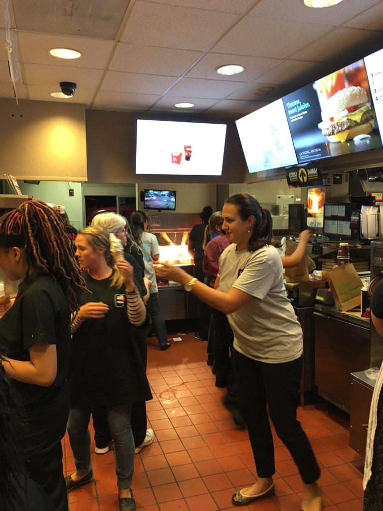 snowhillelem's tweet photo. McTeacher Night @McDonalds was so much fun! Thx 2 all who came out &amp; supported SHES! @WorcesterSystem https://t.co/xiDIZO1lz0