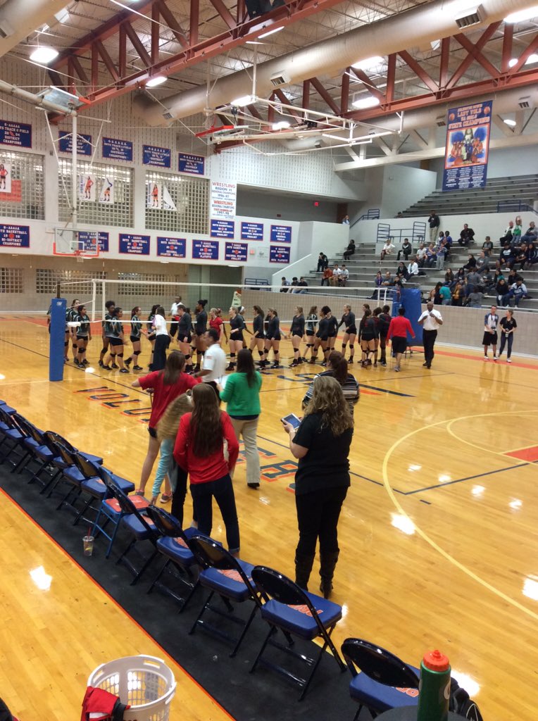 legacyhscheer's tweet image. Lady Broncos win 3 in a row &amp;amp; advance in the playoffs ! Congrats girls! #LHSVB