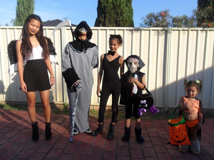 annyeongbob's tweet photo. Thank you big brother for giving @ylona_garcia a chance to be with her whole family this Halloween! โค๏ธ #PBBMPisBack https://t.co/d8LcK3lhx5