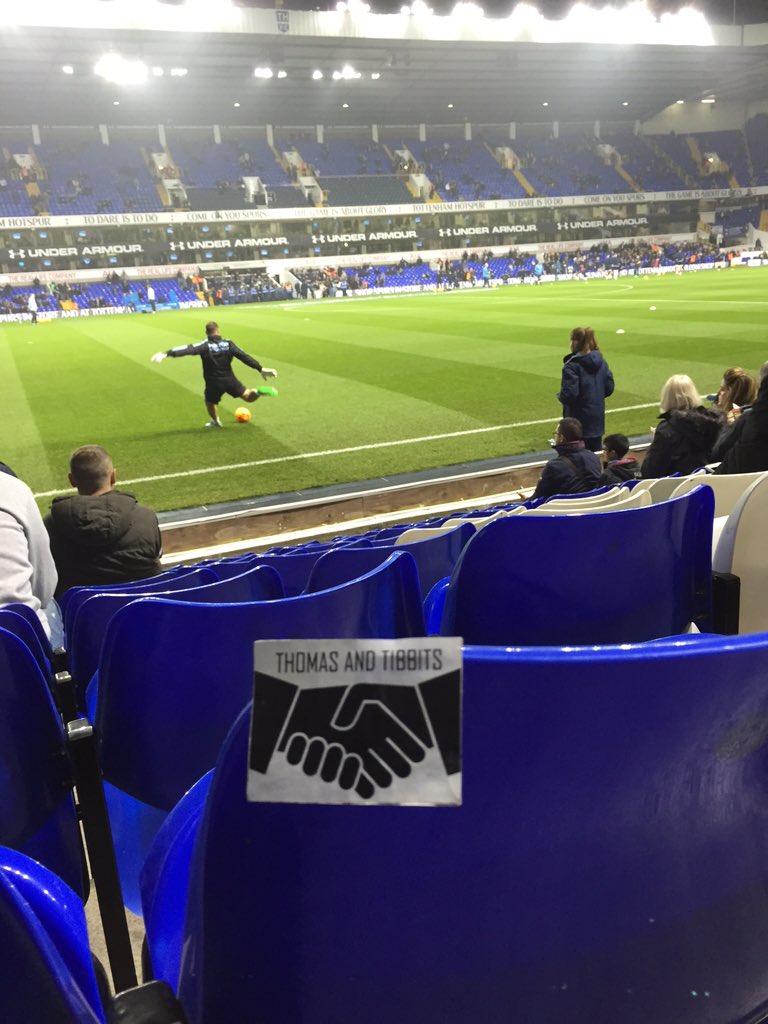 seamanleigh's tweet photo. MNF in London means soccer with @TandTCo in tow. ⚽️ https://t.co/pImgL15ht7