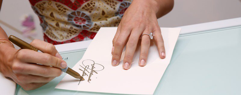 Hallmark's tweet photo. Giving away 10 #SignatureStyle card packs tonight. Each includes 1 autographed by @juliannehough. RT 2 win. #DWTS https://t.co/0QCRMLs7oW