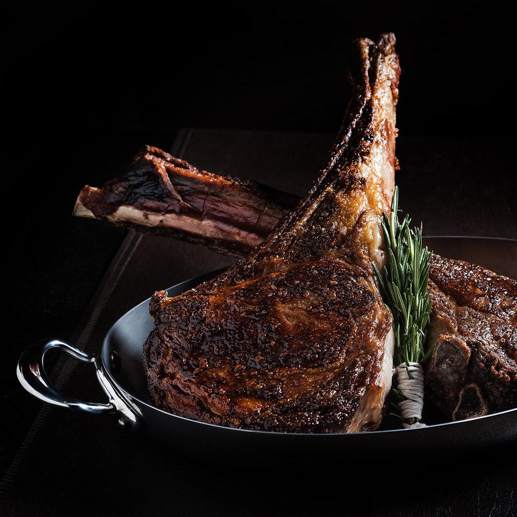 CostataNYC's tweet photo. Our #Tomahawk ribeye is always ready for its close-up. 🐄 https://t.co/Ni69Bczwpd