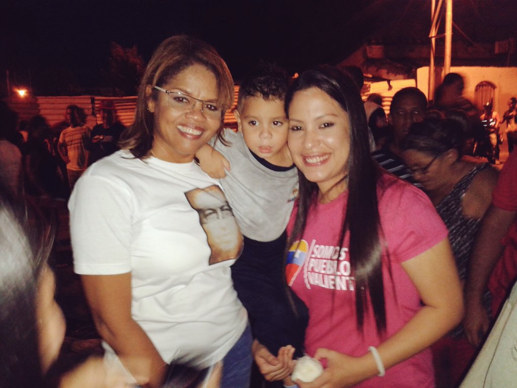 AndreinaTarazon's tweet image. Hoy Campo Alegre nos recibio lleno de entusiasmo y optimismo! #SomosPuebloValiente #CampoAlegrePaLaAN @TareckPSUV