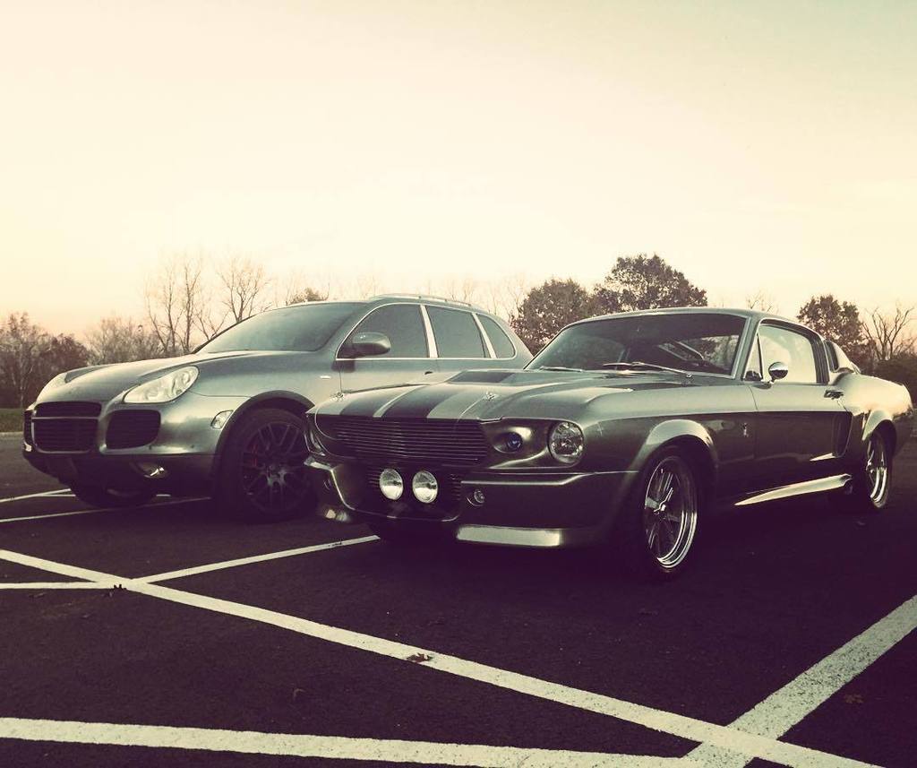 OnlyCarrera's tweet photo. And Eleanor appeared from nowhere - Damn!! 😎#cbuscars #cbusexotics #ohiocarspots #blacklist #ohiocars #sportscars #… https://t.co/gfS2PoZ20f
