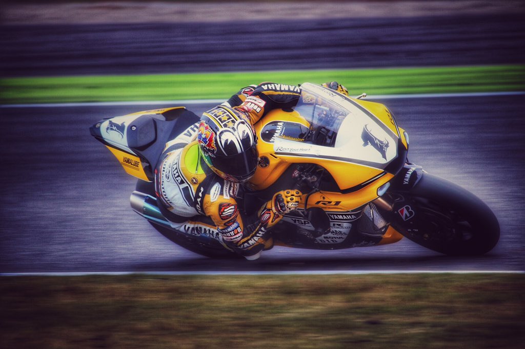 English8HOURS's tweet photo. #Japan #SBK season finished. #Suzuka8H winner @NakasugaYamaha dominated 2015 season with 7 victories in 8 races. https://t.co/YJCQ4X0hG2