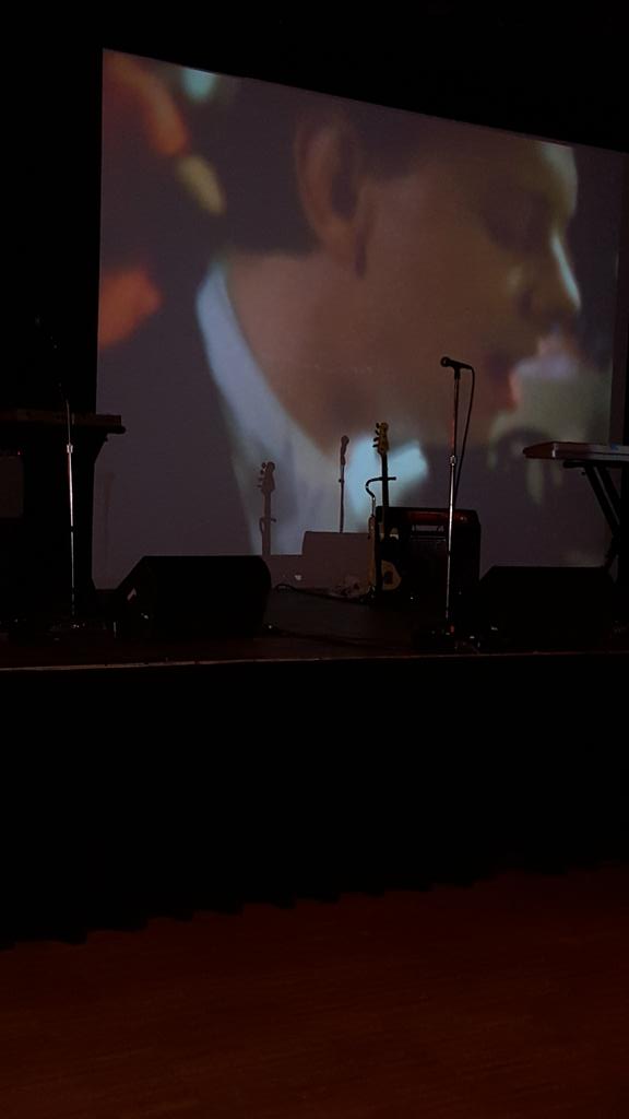 MsMusiqLib's tweet image. Enjoying a set by @JakeRudh before @birdnbeemusic at @TheCedar .