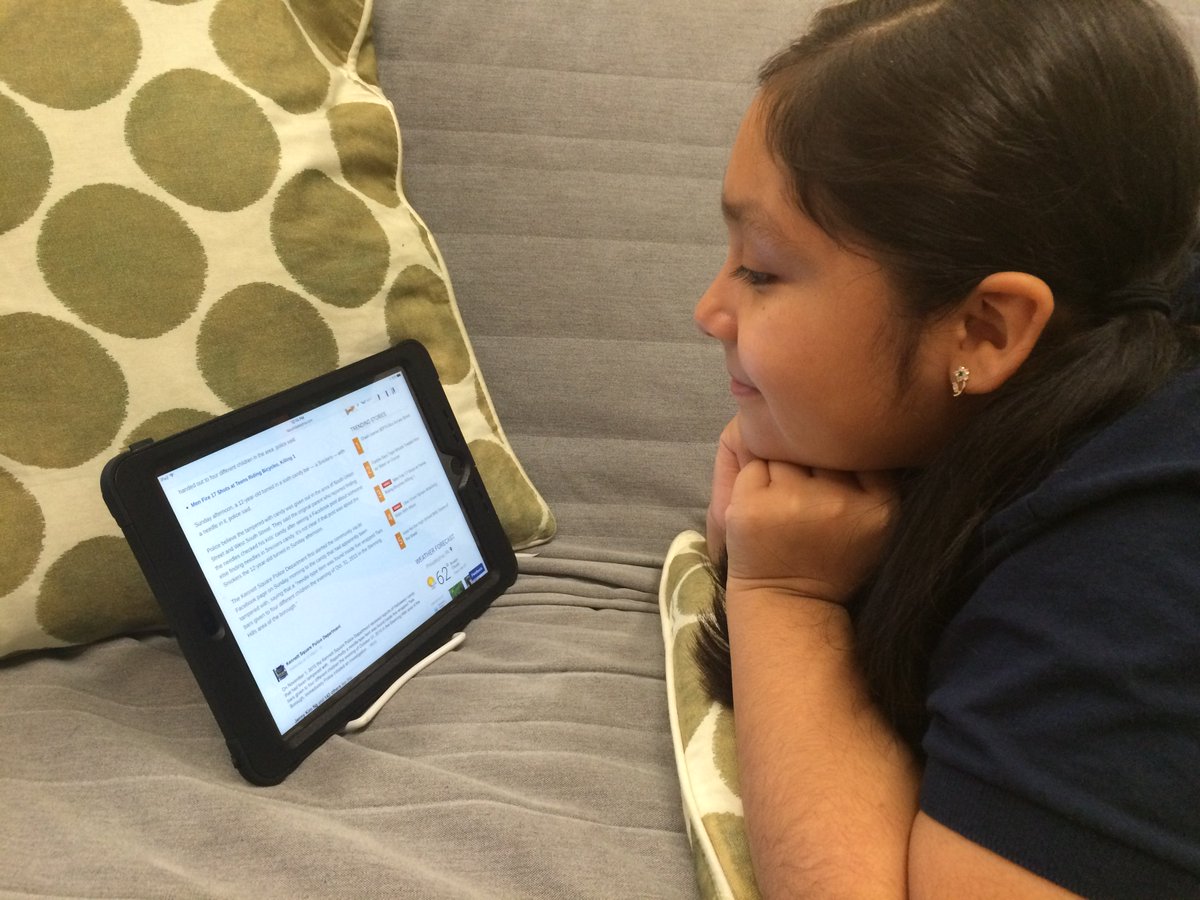 Ms_Swick's tweet photo. At #cicswestbelden we read however we are the most comfortable https://t.co/1P9GwiybIM