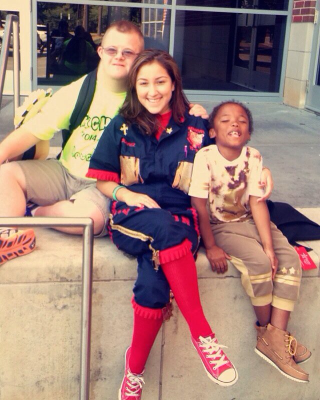 KCBestBuddies's tweet photo. BEST BUDDIES MATCH UP! ~REMINDERS~ 🌟Tuesday11/03/15🌟5:30-7:00🌟In the COMMONS🌟wear a COSTUME https://t.co/0Fmg4sowWU