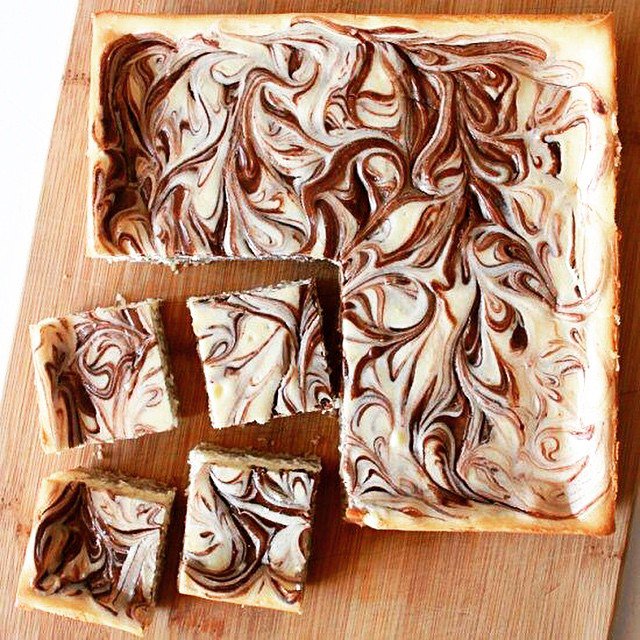 Foodthoven's tweet photo. Nutella cheesecake! How are we feeling about this? Tag someone who might know how we're feeling! #food #foodporn https://t.co/xM8lBXp55f