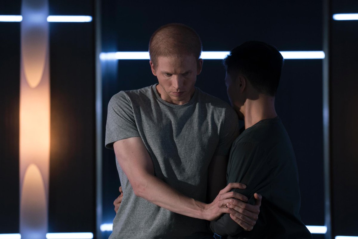 East Coast/Central: Where is Dash? Find out NOW on <a href="/FOXTV/">FOX</a>. #MinorityReport